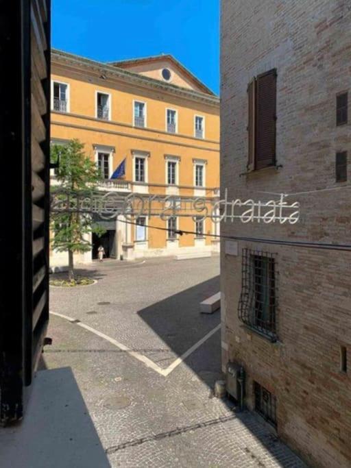 Appartamento Centro Storico Nuovo E Ristrutturato Pesaro Exteriör bild